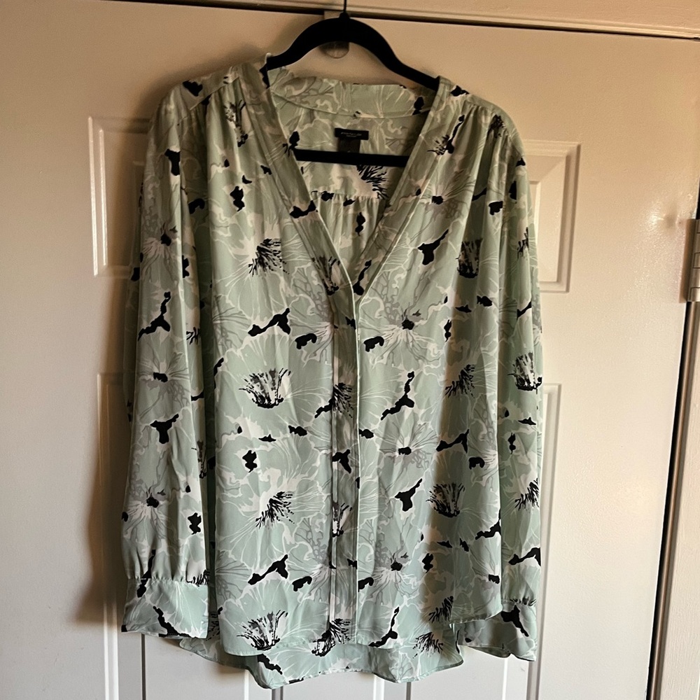 Ann Taylor Factory- women’s clothing